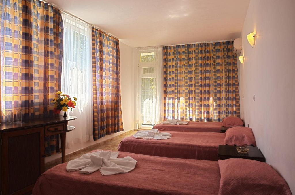 Sunny Varshava Hotel Golden Sands Værelse billede